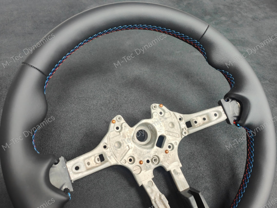 BMW F-SERIES NAPPA LEATHER TRI-STITCH STEERING WHEEL (AUTO) - BMW 1 2 3 4 SERIES F20 F22 F30 F32 M2 M3 M4