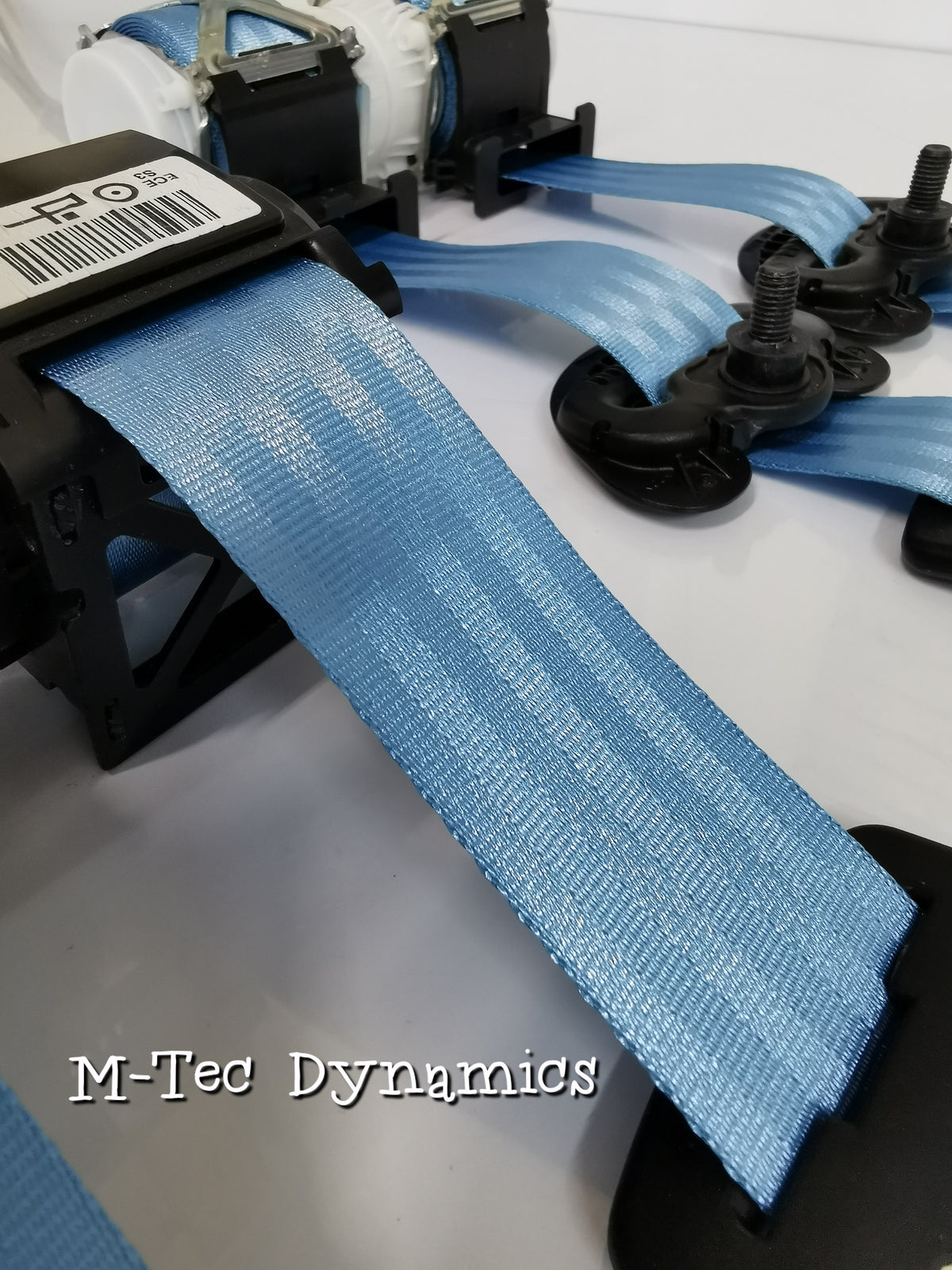 BMW E85 E86 Z4 LIGHT BLUE FRONT SEAT BELT SET