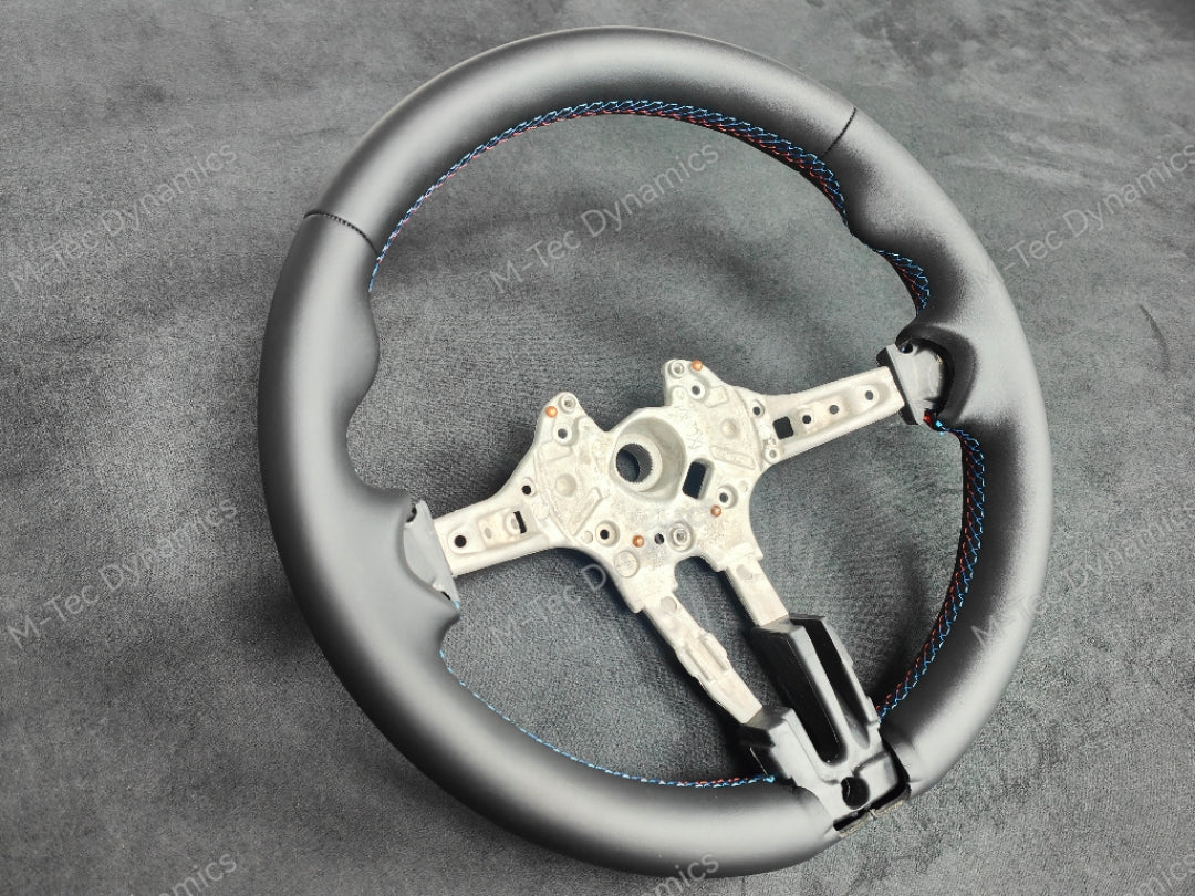BMW F-SERIES NAPPA LEATHER TRI-STITCH STEERING WHEEL (AUTO) - BMW 1 2 3 4 SERIES F20 F22 F30 F32 M2 M3 M4