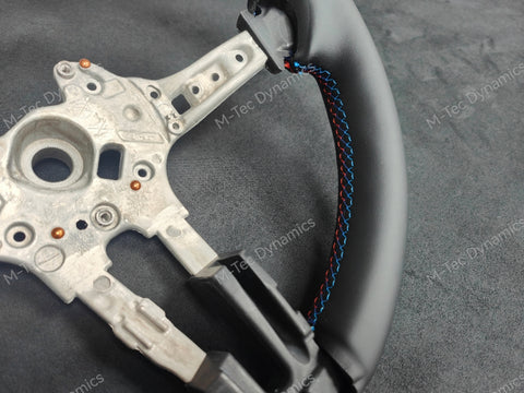 BMW F-SERIES NAPPA LEATHER TRI-STITCH STEERING WHEEL - BMW 1 2 3 4 SERIES F20 F22 F30 F32 M2 M3 M4