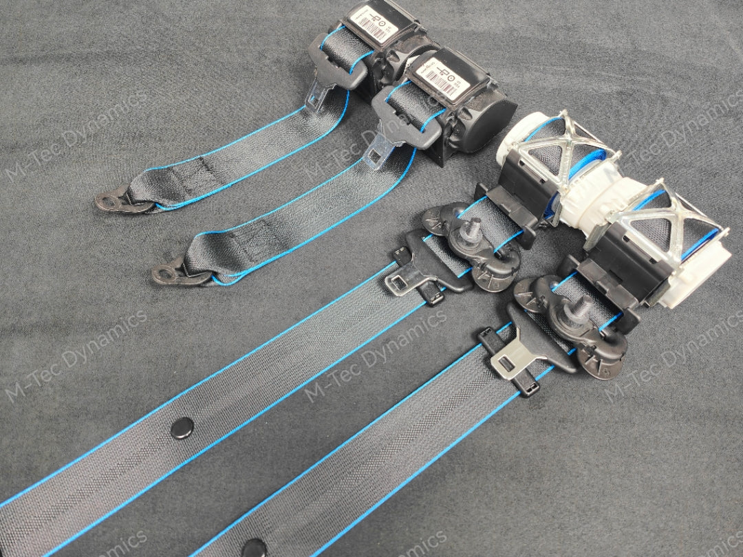 BMW 1-SERIES E81 / E82 COUPE (1M) - FRONT & REAR SEAT BELT SET (BLUE EDGE)