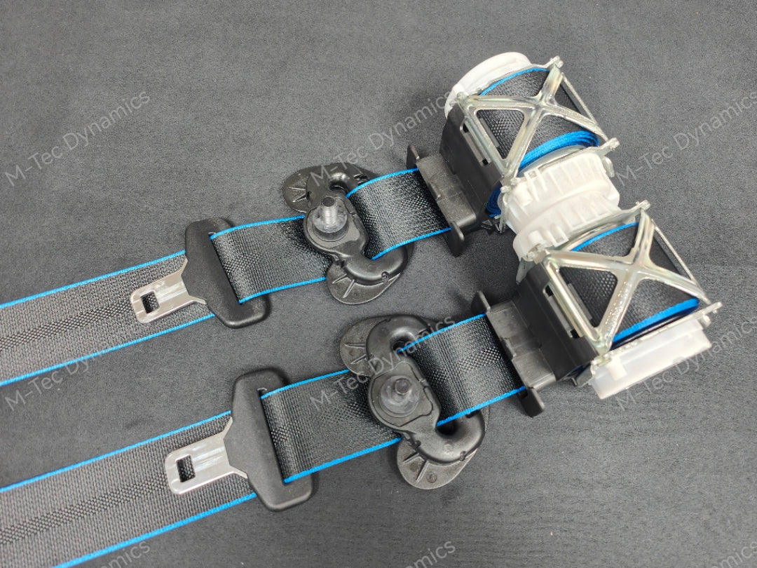BMW 4-SERIES F32 / F82 M4 COUPE FRONT SEAT BELT SET - BLUE EDGE