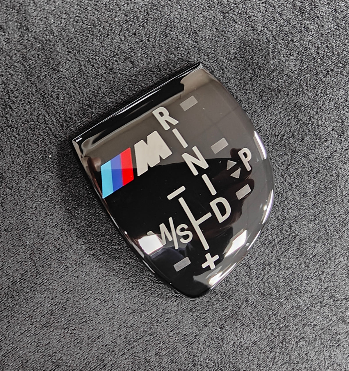BMW GEAR INSERT BADGE STICKER SHIFTER ///M LOGO F20 F22 F10 F30 F32 F35 X5