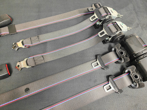 BMW E46 COUPE CUSTOM COMPETITION STYLE TRI-COLOUR COMPLETE FRONT & REAR FULL SEAT BELT SET