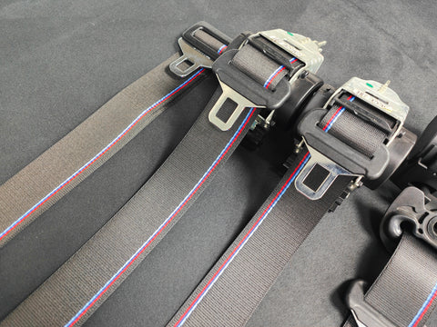 BMW E46 COUPE CUSTOM COMPETITION STYLE TRI-COLOUR COMPLETE FRONT & REAR FULL SEAT BELT SET