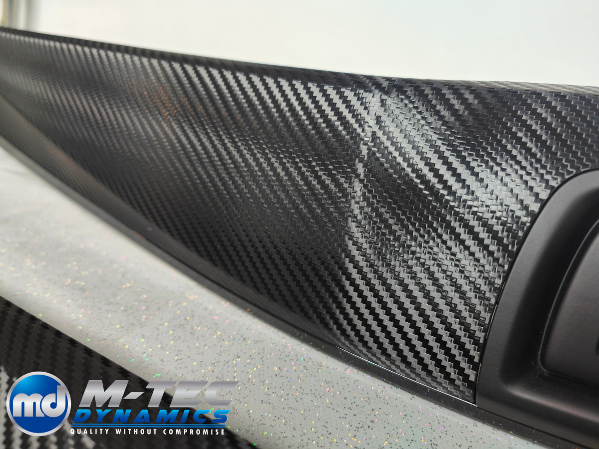 BMW F10 F11 AUTO INTERIOR TRIM SET - TEXTURED GLOSSY BLACK CARBON / BLACK ACCENT (MTD-TEX)