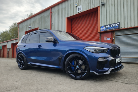 BMW G05 X5 GLOSS BLACK COMPLETE BODY KIT (SUPPLIED & FITTED)