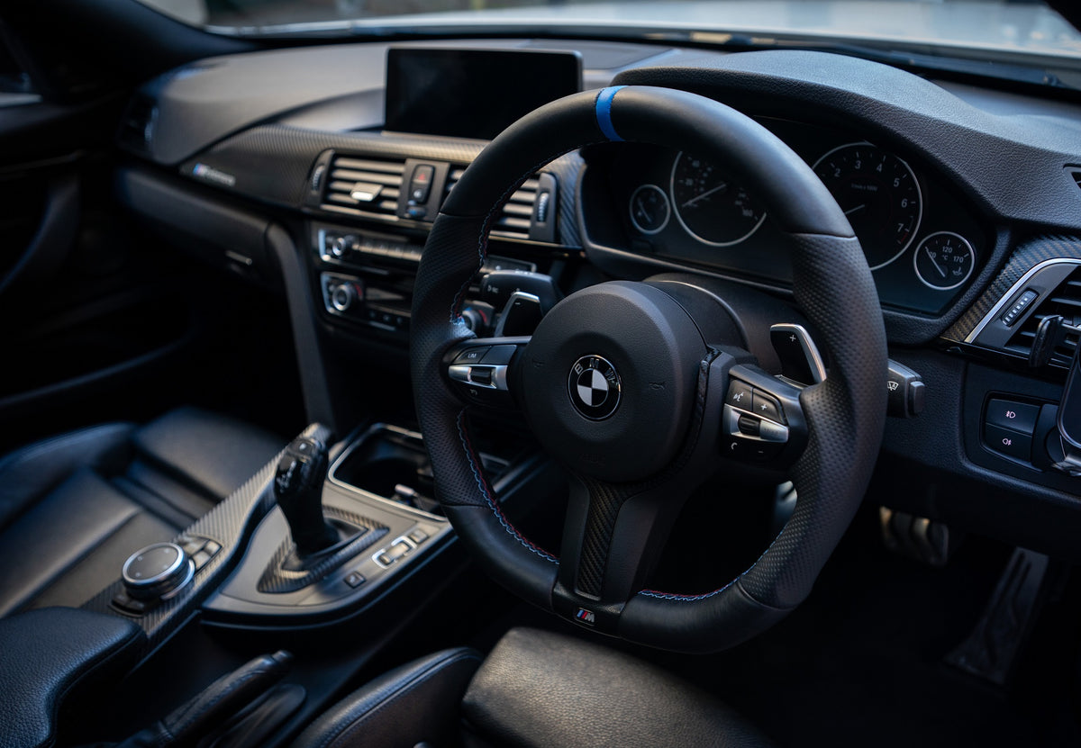 WRAPPING SERVICE - BMW F3X INTERIOR TRIM SET - TEXTURED CARBON / GLOSS BLACK ACCENT - (F30 F31 F32 F33 F36)