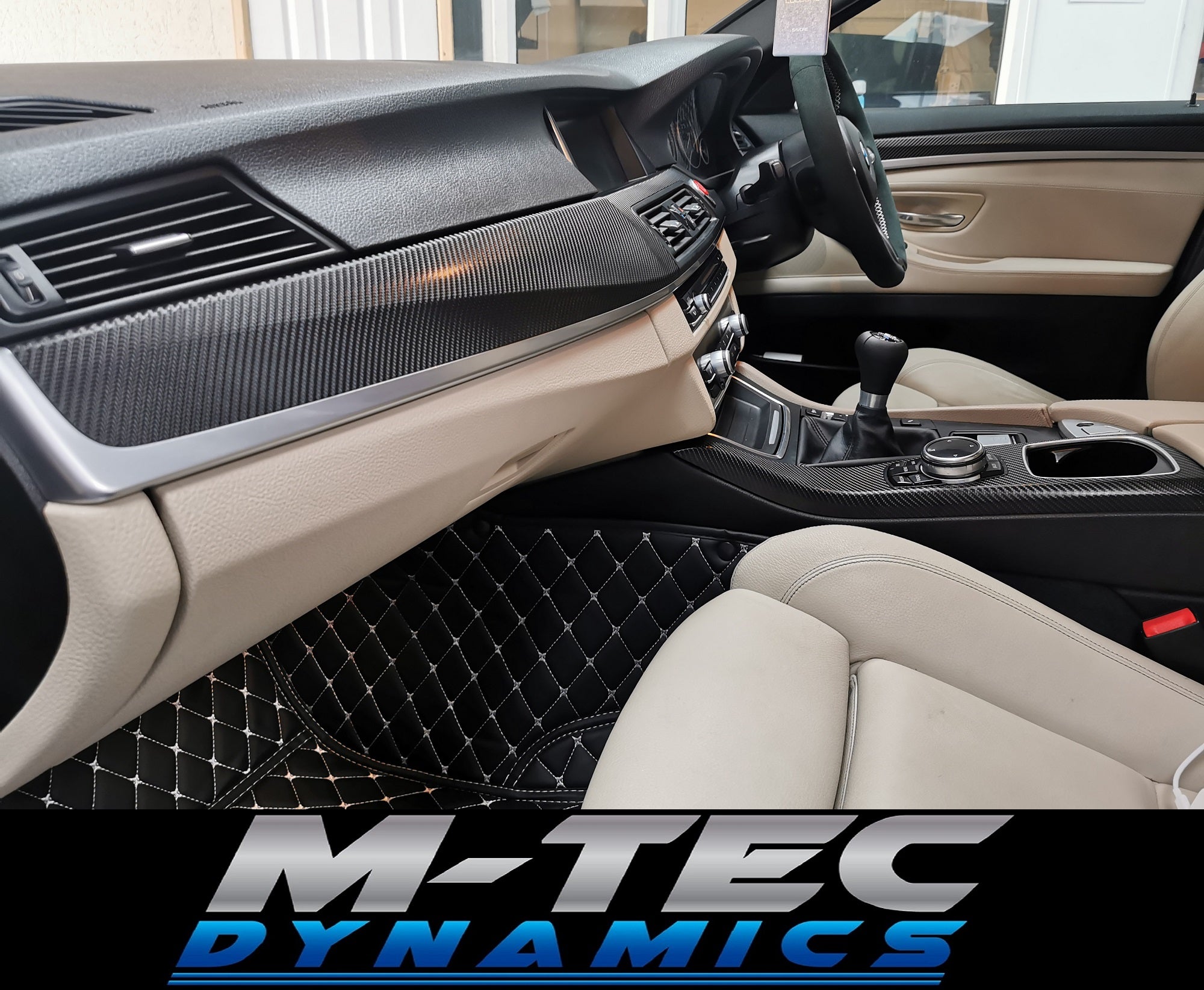 WRAPPING SERVICE - BMW F10 F11 MANUAL INTERIOR TRIM SET - 4D CARBON