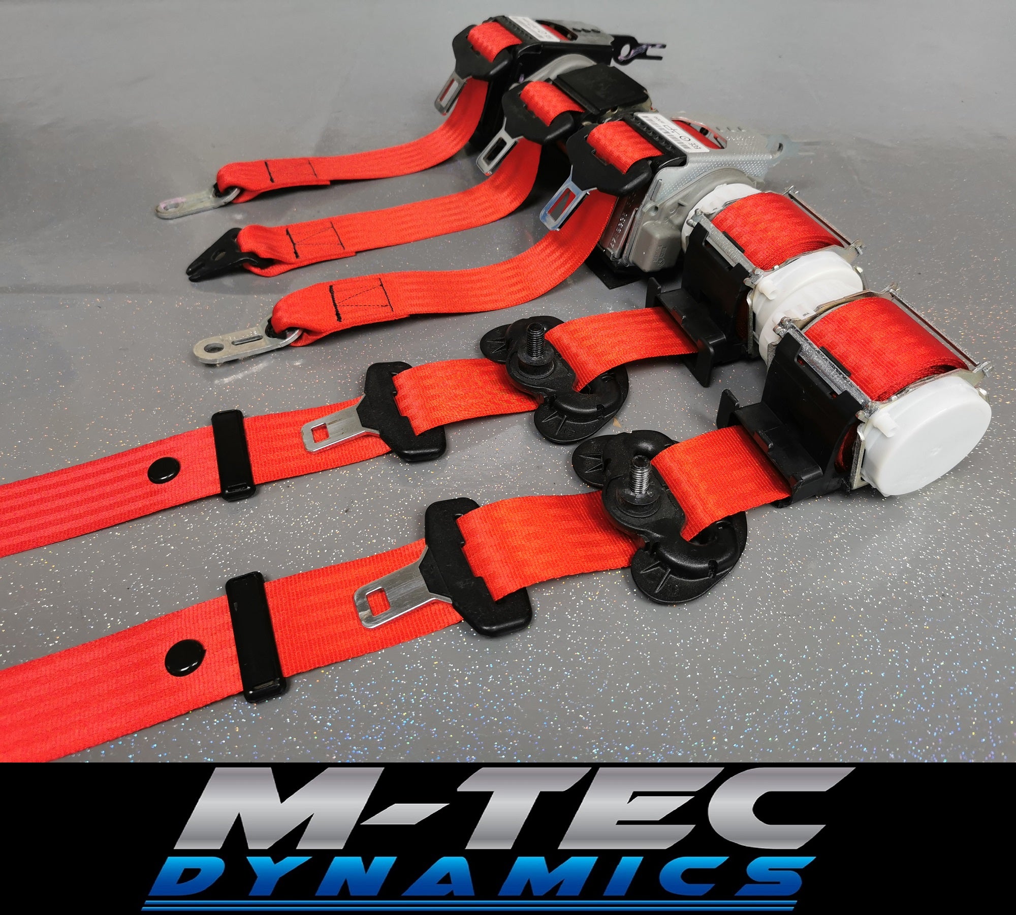 BMW 3-SERIES E90 SALOON (M3) RED FRONT & REAR SEAT BELT SET