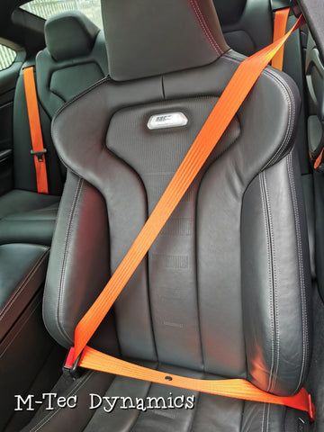 BMW 1-SERIES E81 / E82 / E87 ORANGE FRONT SEAT BELT SET