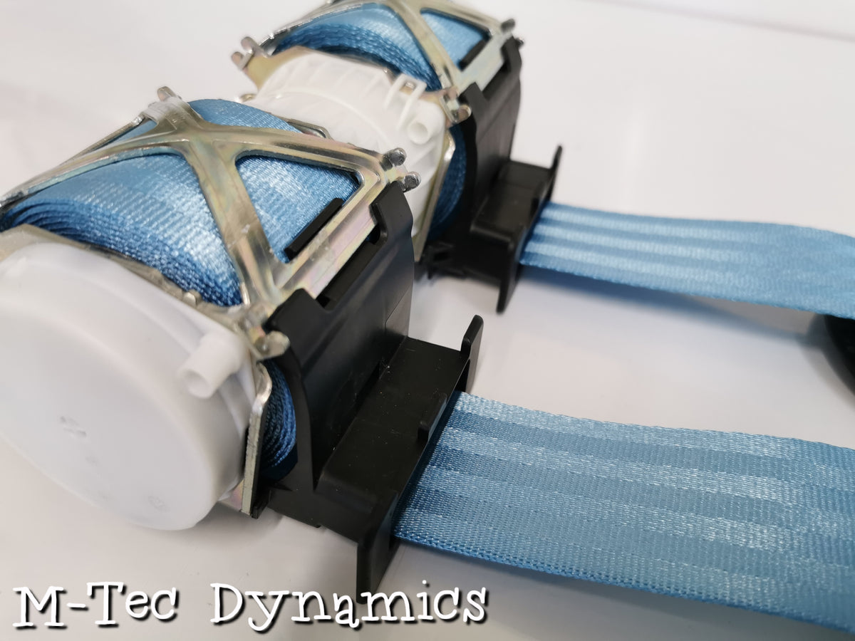 BMW 1-SERIES E81 / E82 / E87 LIGHT BLUE FRONT SEAT BELT SET