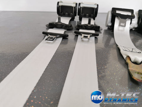 BMW 2-SERIES F22 COUPE WHITE FRONT SEAT BELT SET