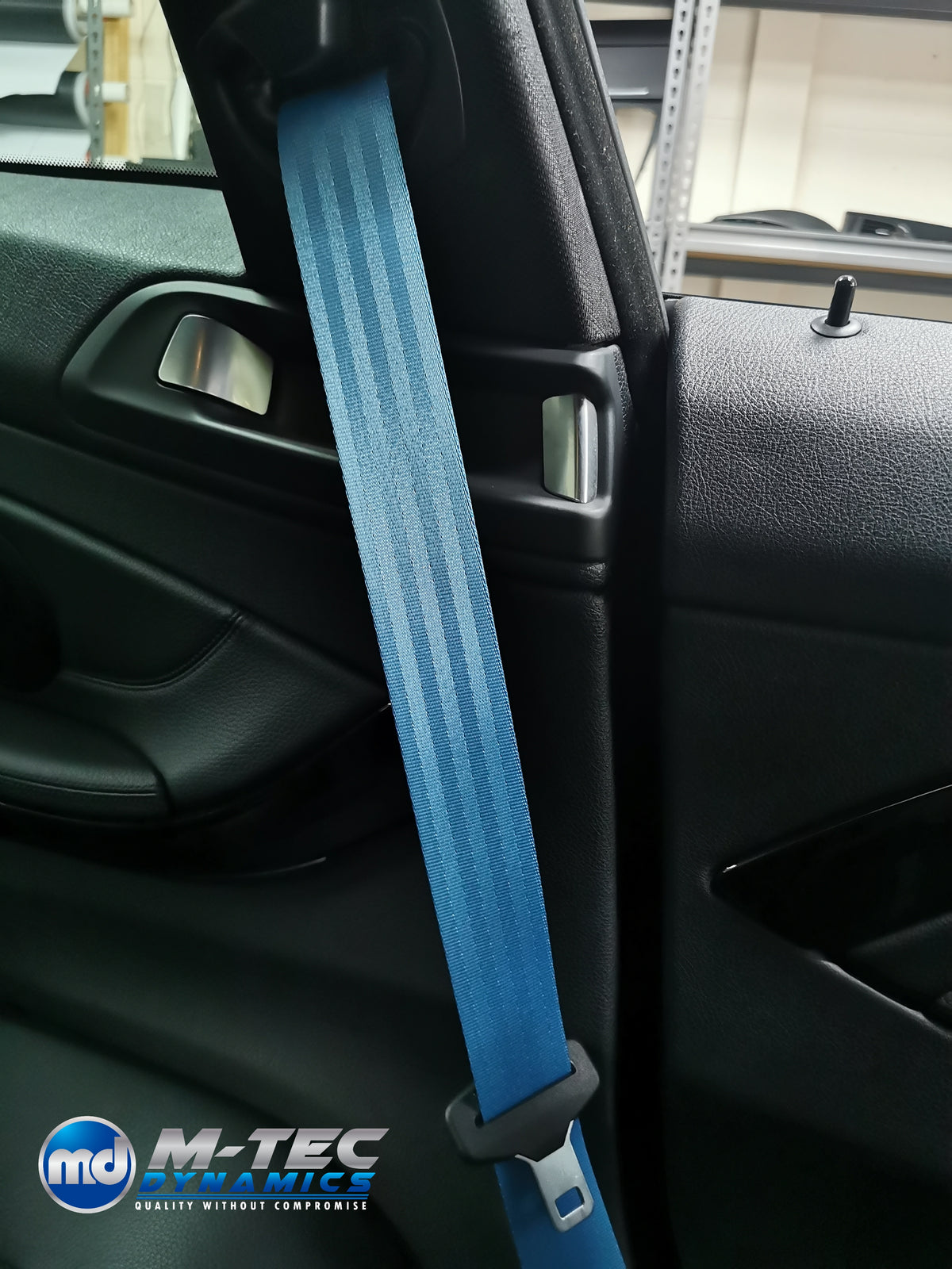 BMW 1-SERIES E81 / E82 / E87 LIGHT BLUE FRONT SEAT BELT SET