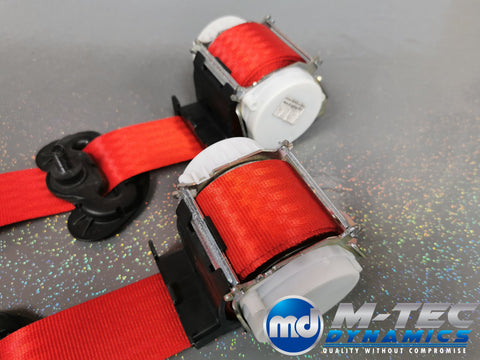 BMW 3-SERIES E92 COUPE (M3) RED FRONT SEAT BELT SET