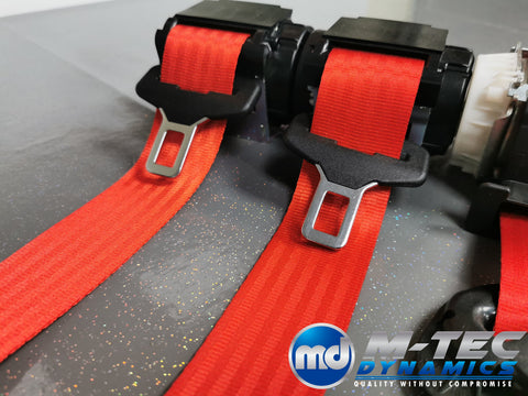 BMW 1-SERIES F21 3DR / F20 5DR HATCH RED FRONT & REAR SEAT BELT SET