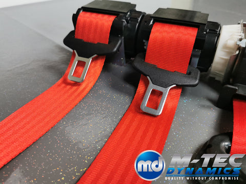 BMW 1-SERIES E81 / E82 COUPE (1M) RED FRONT & REAR SEAT BELT SET