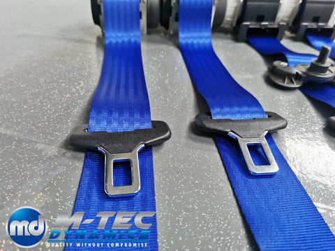 BMW 4-SERIES F32 / F82 M4 COUPE BLUE FRONT & REAR SEAT BELT SET