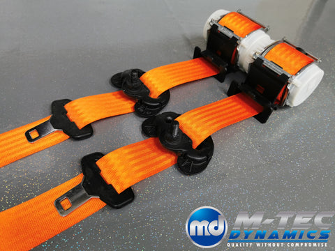 BMW 2-SERIES F22 COUPE ORANGE FRONT SEAT BELT SET